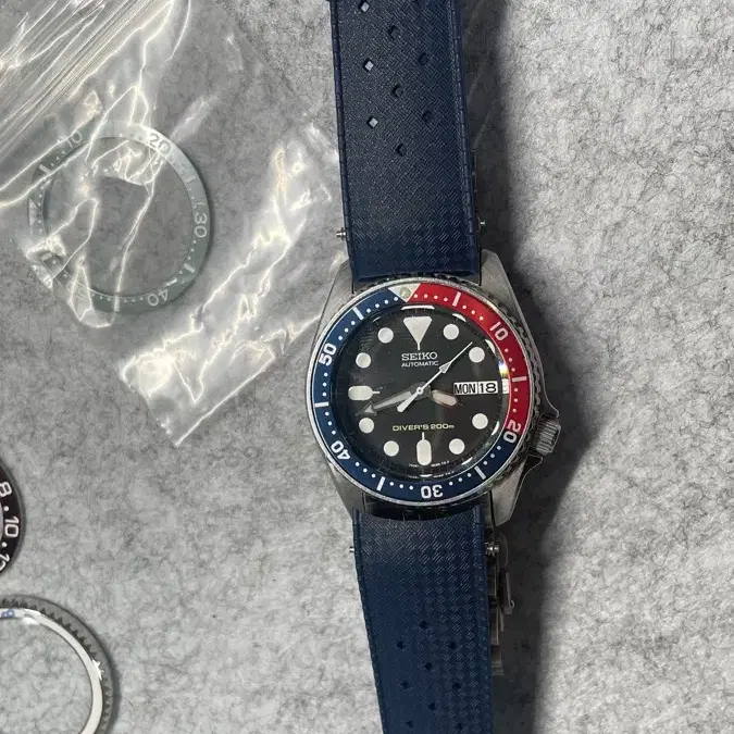 세이코 skx013