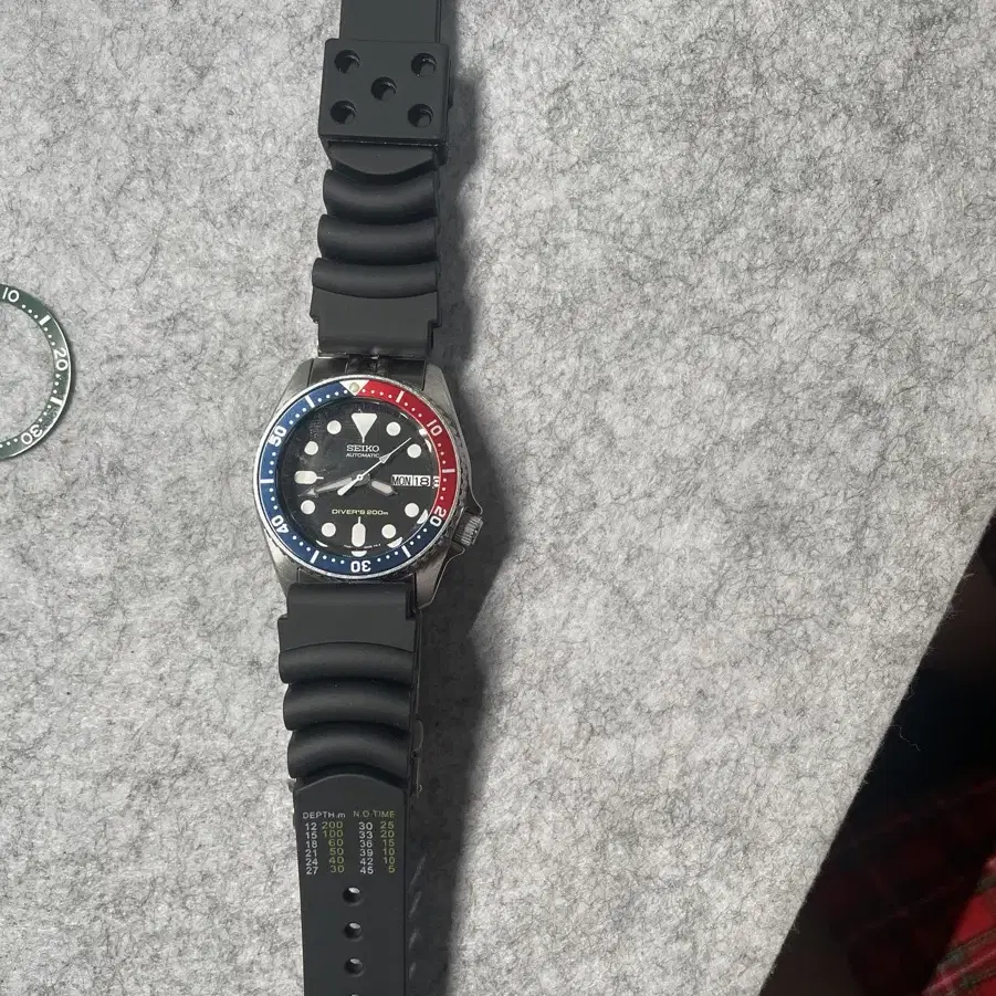 세이코 skx013