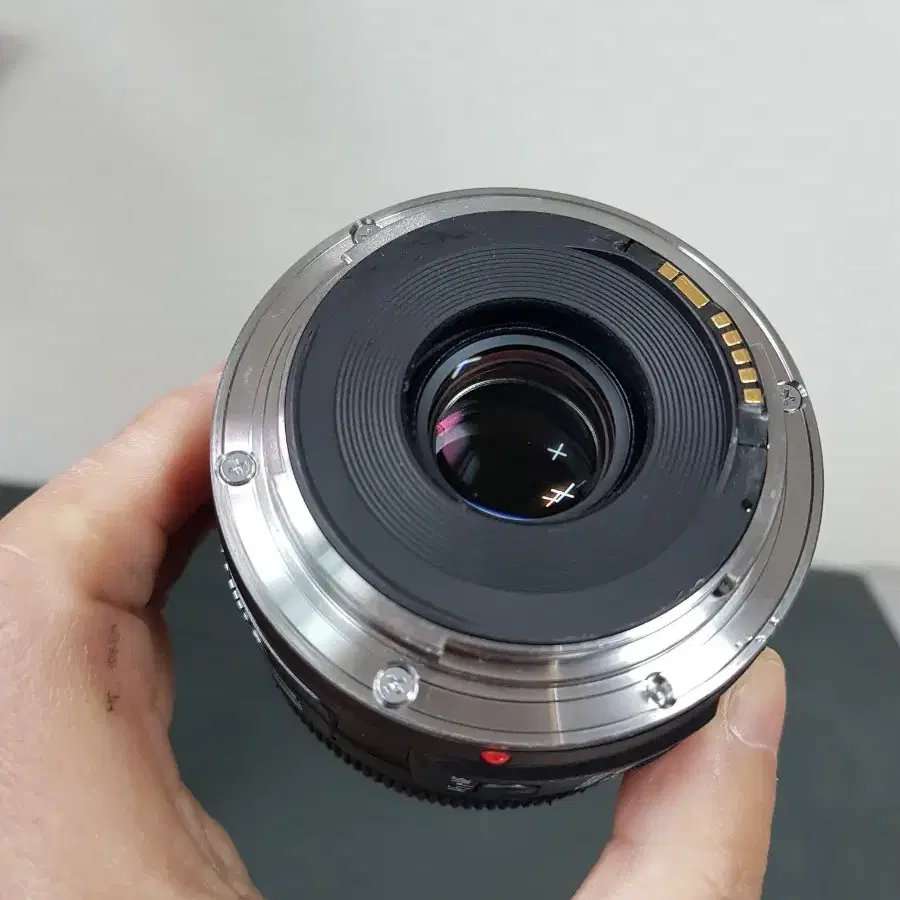 캐논 EF 24mm1:2.8 IS USM 이사방 손떨림방지렌즈 판매합니다