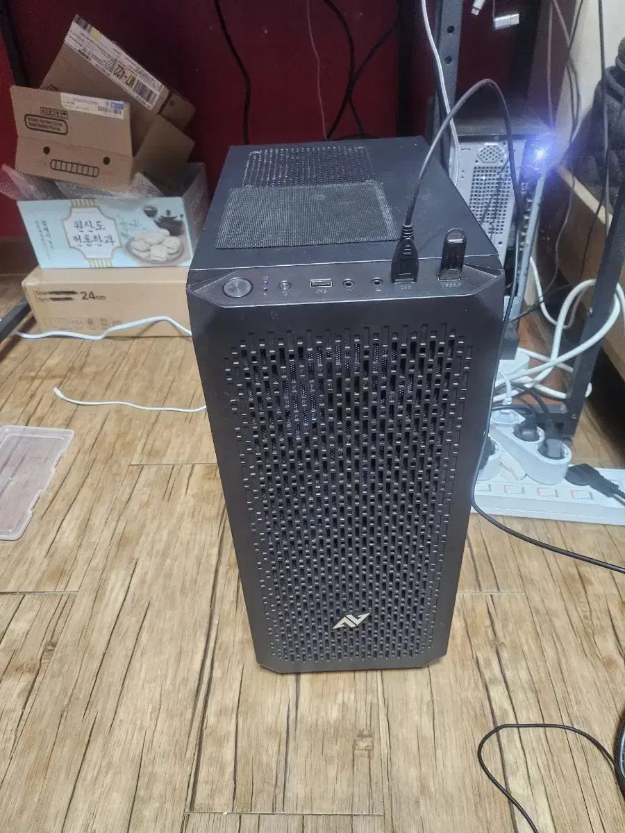 PC 본체 데스크탑 컴퓨터 i5 9500 GTX 1660