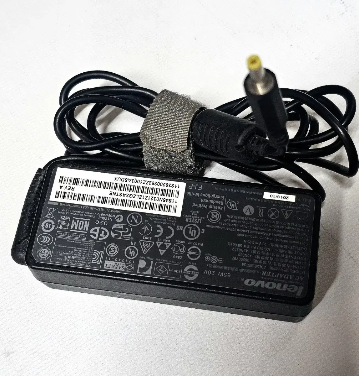 레노버 20v(3.25A)노트북 어댑터 팝니다