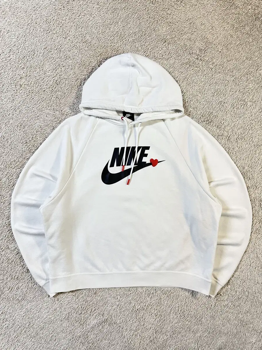 [L] 나이키 NIKE 발렌타인 한정판 후드티 화이트