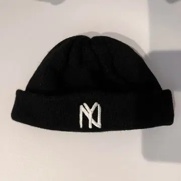 COMESANDGOES 블랙 니트 모자