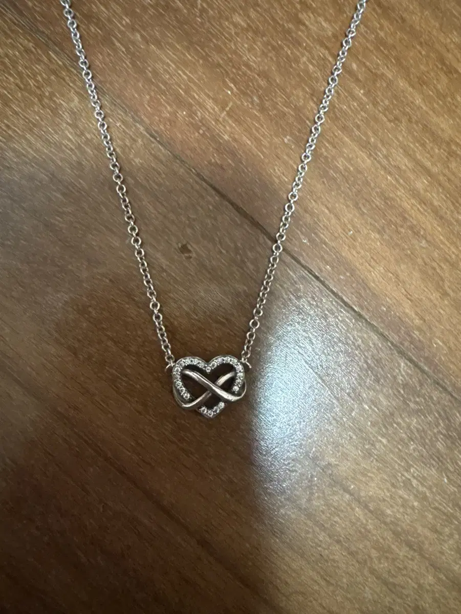 Pandora Sparkling Infinity Heart Collier Necklace