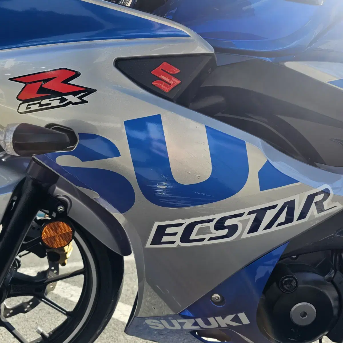 gsxr125 21년식 스페셜카울 판매합니다