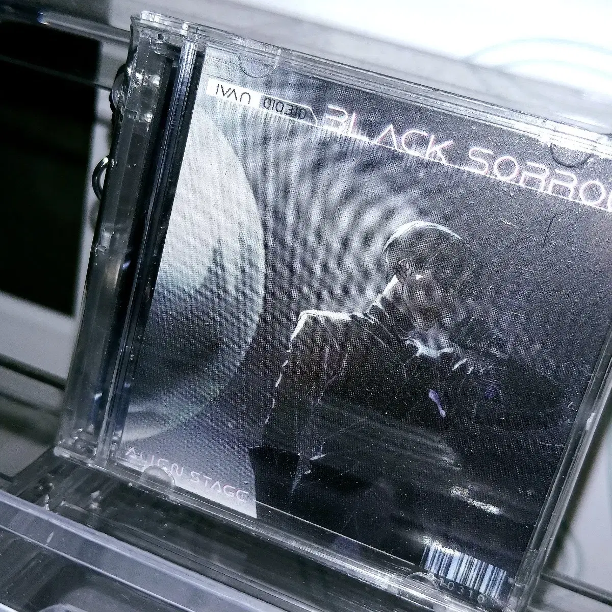 nfc 에이스테 에일리언 스테이지 키링 black sorrow