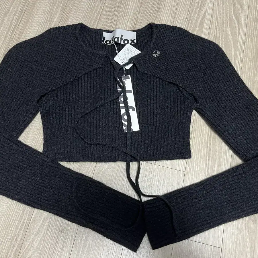 (새) 라라폭스 SOLID KNIT BOLERO BLACK