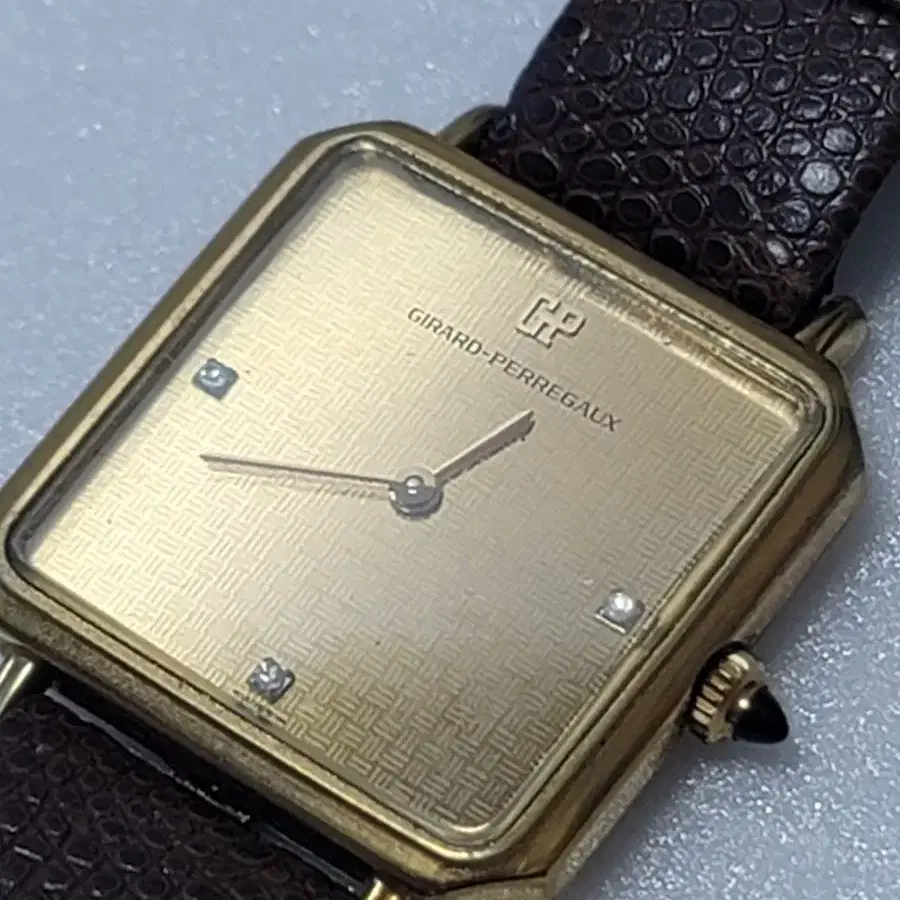 지라드페리고 GIRARD PERREGAUX