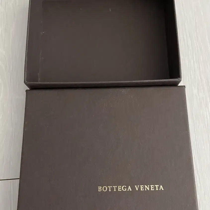 [BOTTEGA VENETA]보태가베네타 박스 케이스 판매