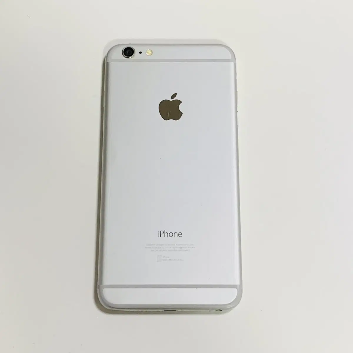 [509422] iPhone 6 Plus Silver 16GB Unlocked