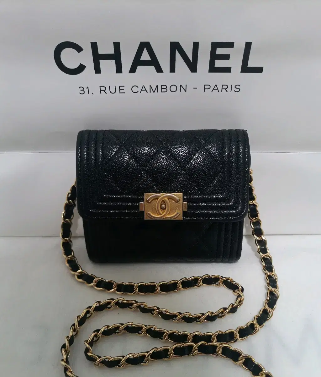 A+/CHANEL Boy Caviar Change Wallet (Genuine Product Inspection Completed)