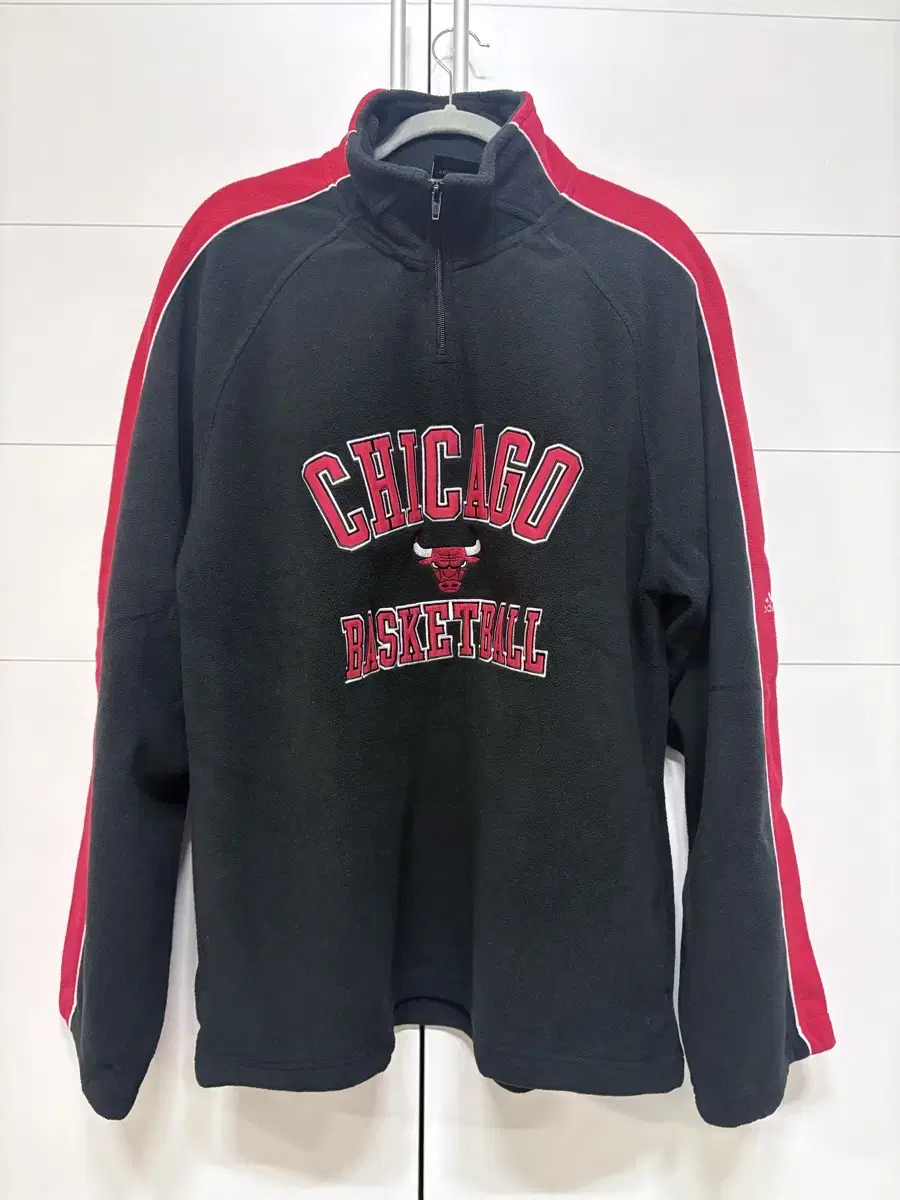 Adidas Chicago Bulls Fleece Vahn Zip-Up Sweatshirt
