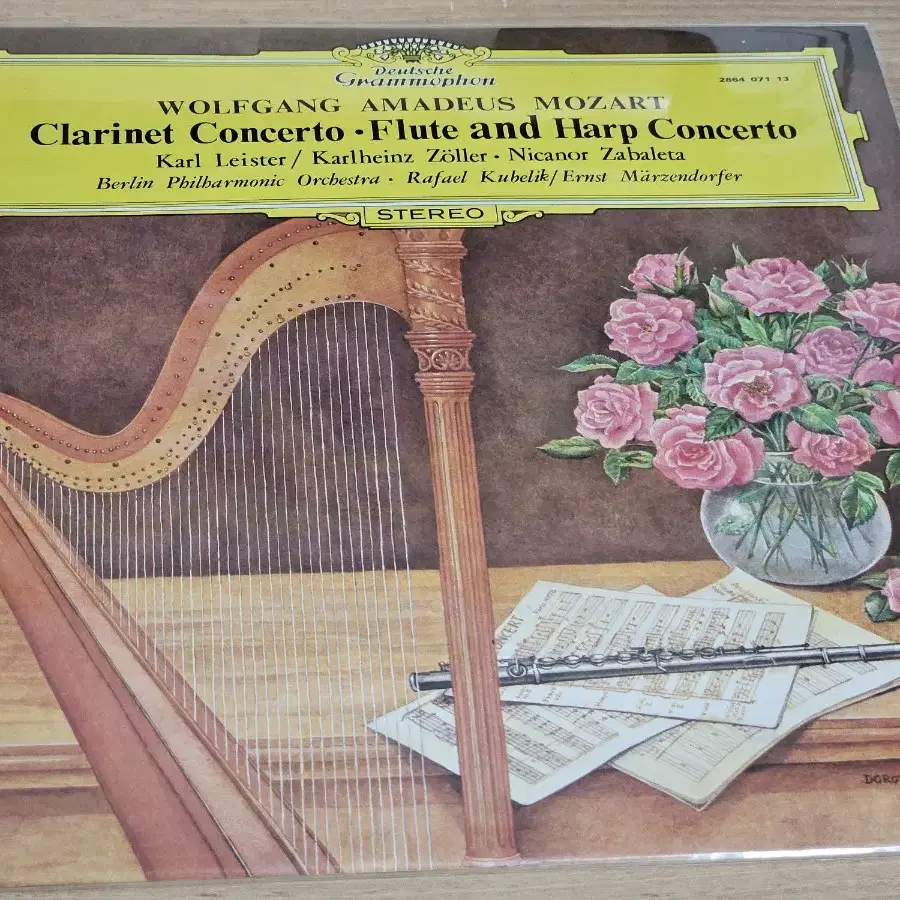 Mozart: Clarinet Concerto. Flute And Har