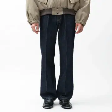 오라리 하드 트위스트 데님 5부 팬츠 사이즈 32