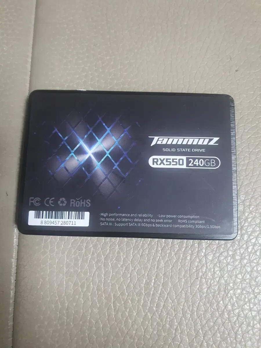 RX550 SSD 240GB