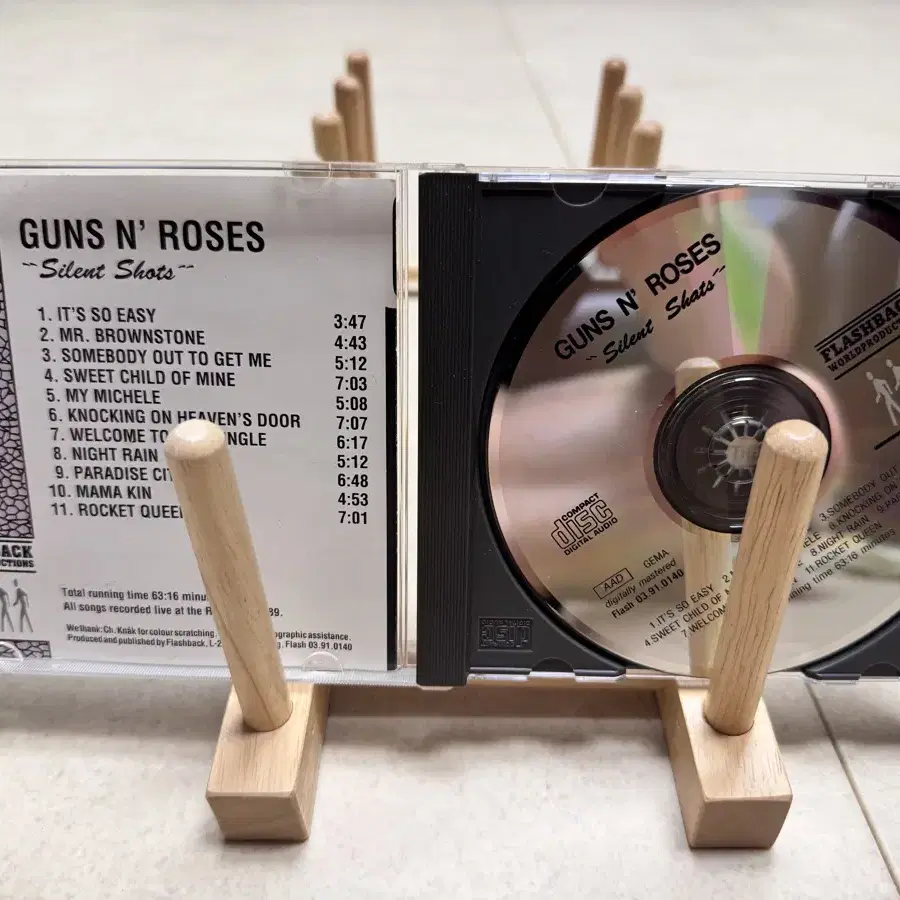 Guns 'N Roses Live (1989) - Silent~/ CD