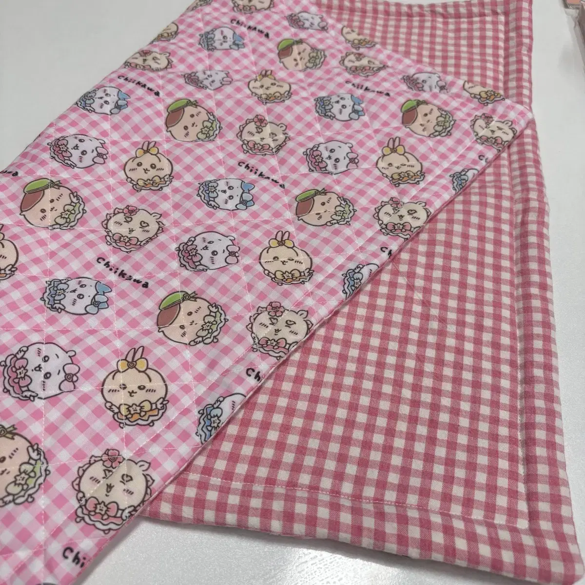 (Handmade) Munjakgi Chiikawa Desk mat, Daku mat, Table mat