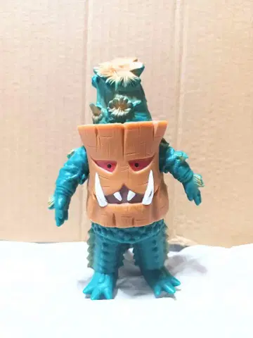 16 라이브 사인 포함! 물론 14cm 소프트 비닐 울트라맨 피규어
