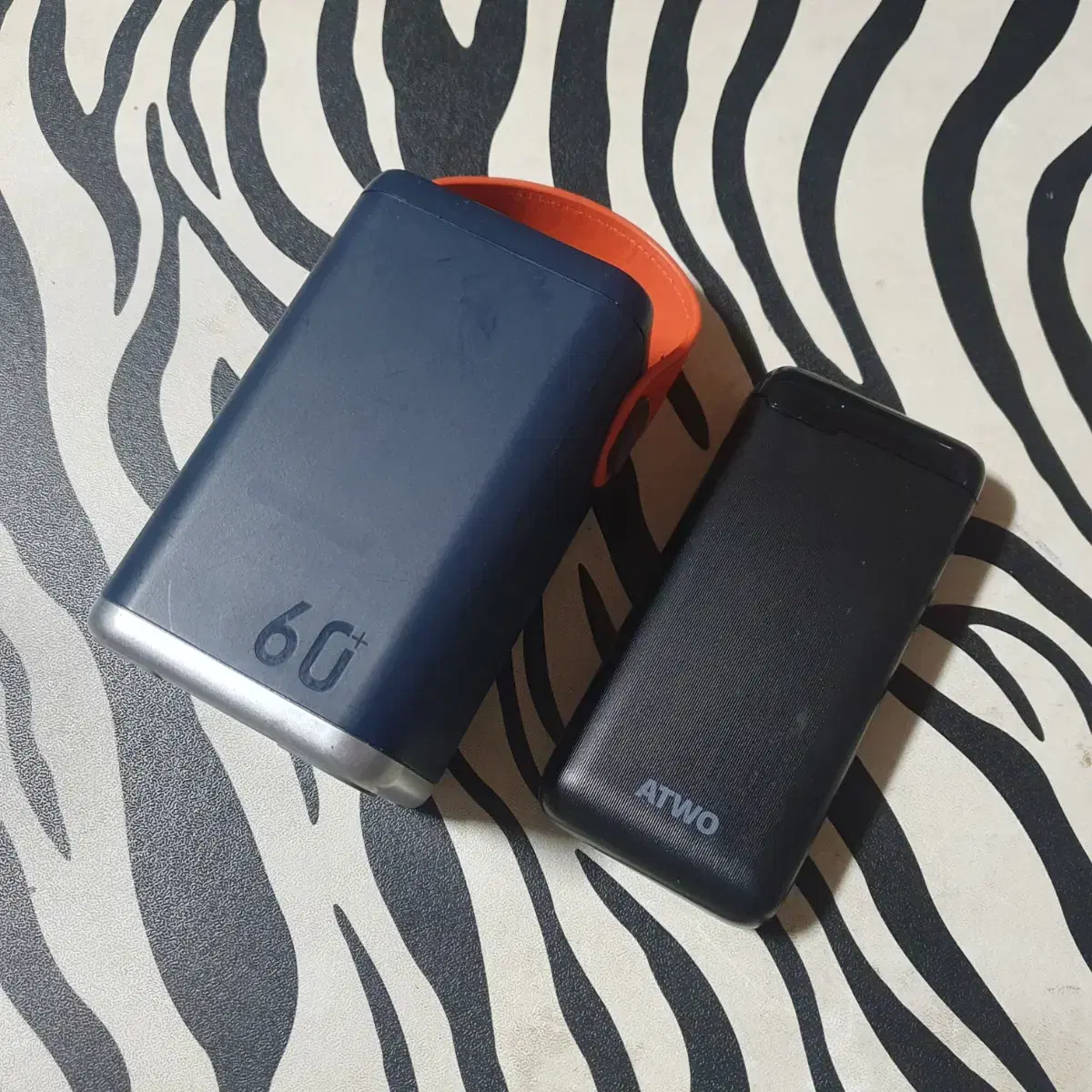 라플루 60000mAh ATWO 20000mAh 대용량보조배터리 2개