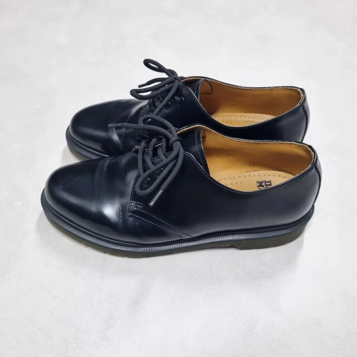 닥터마틴 3홀 1461 블랙 - 250 (US7)   DR.MARTENS