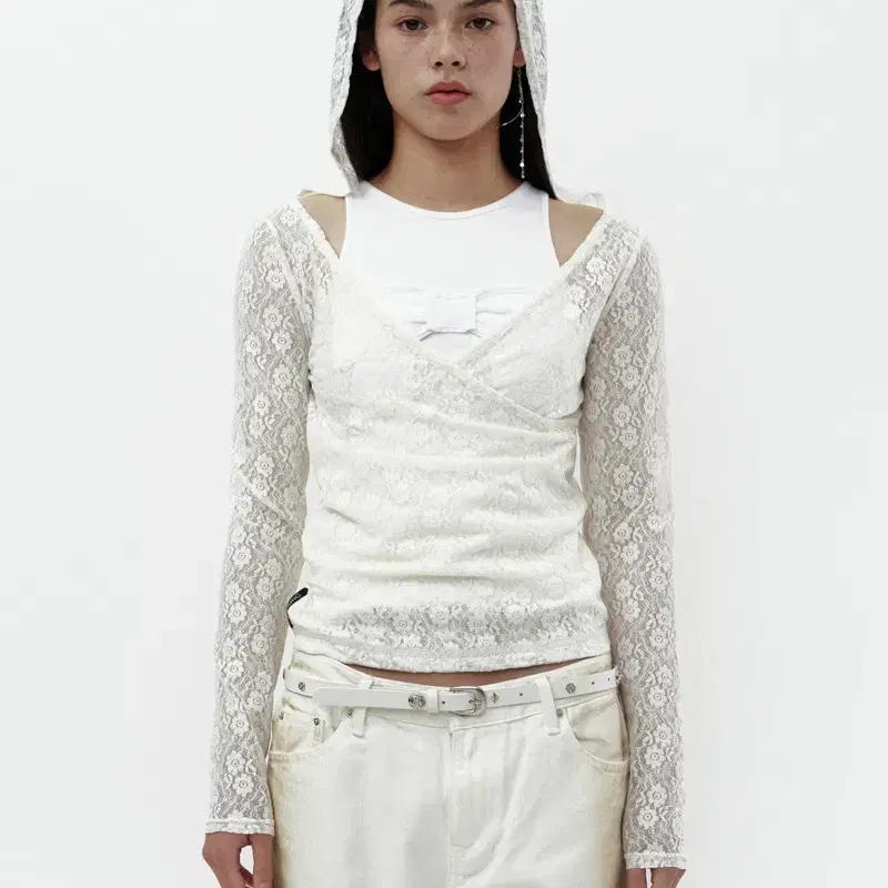 세릭 LACE SLIT WRAP HOOD TOP 아이보리