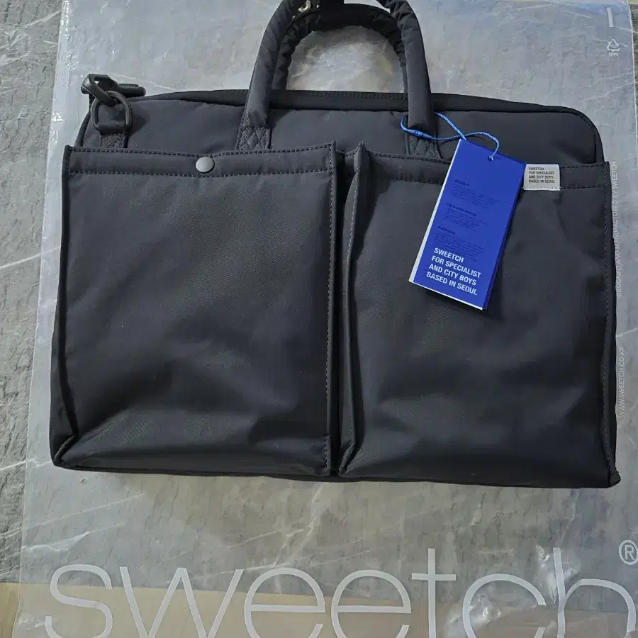 스위치 CITY BOYS SLIM BRIEFCASE 001 노트북가방