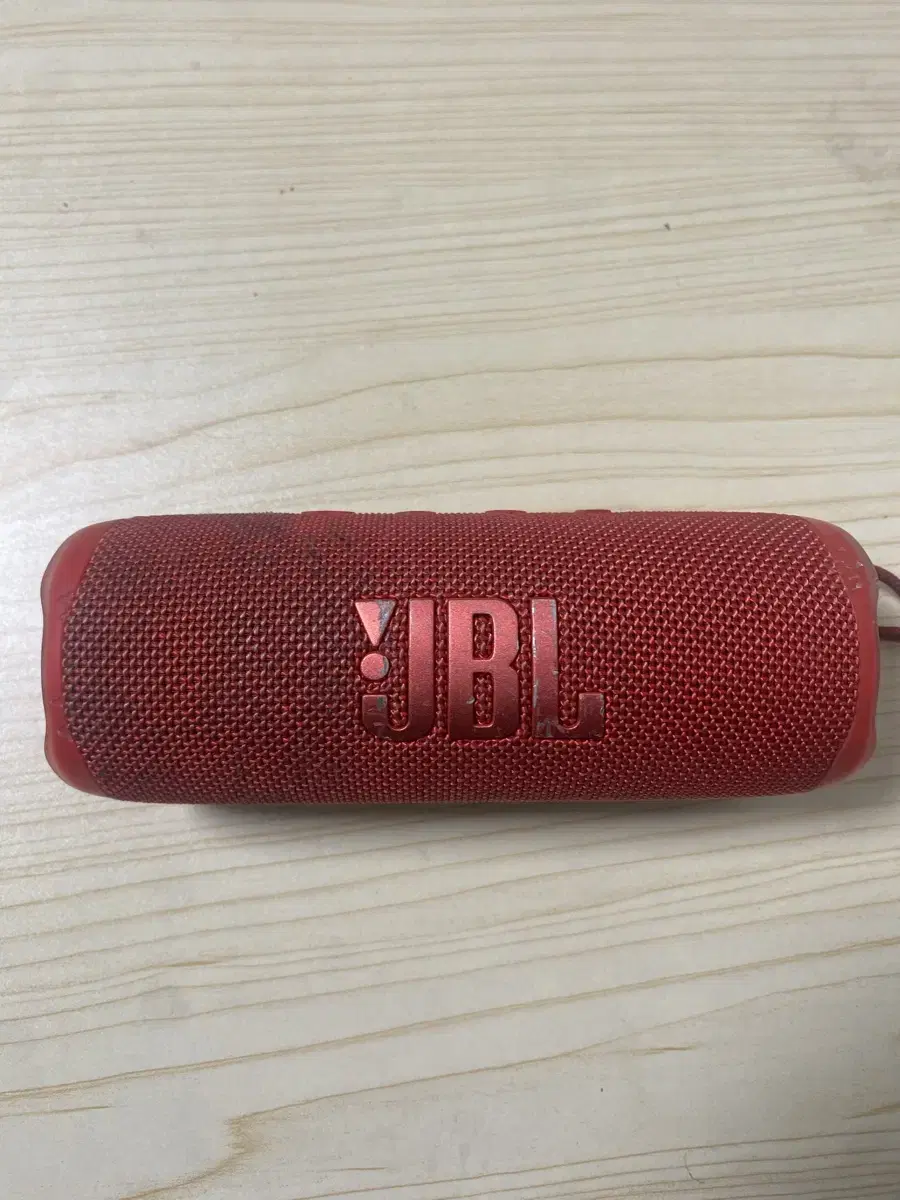 JBL FLIP6 스피커 판매합니다.