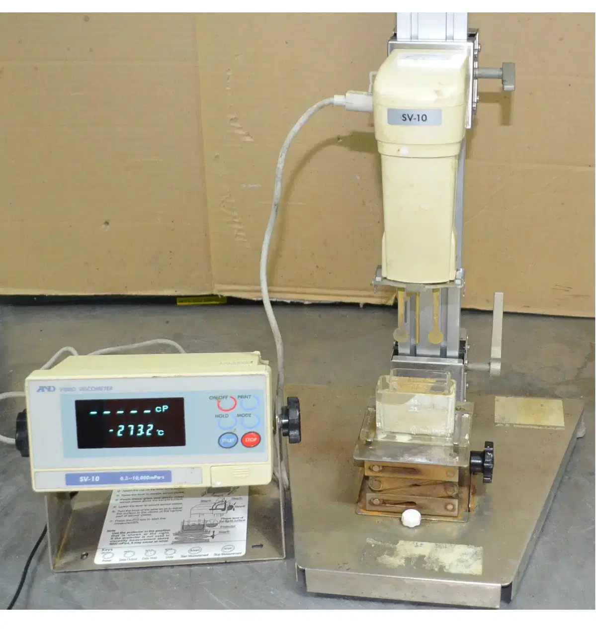 AND VIBRO VISCOMETER SV-10