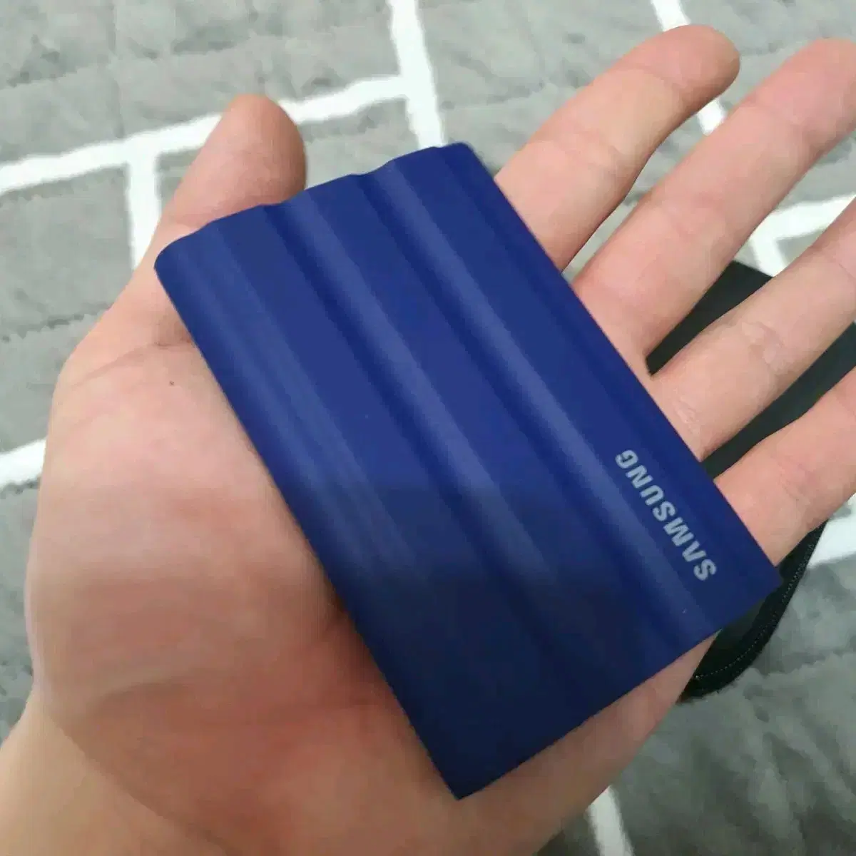 삼성 포터블 MU-PE1T0R ssd 실드 1TB