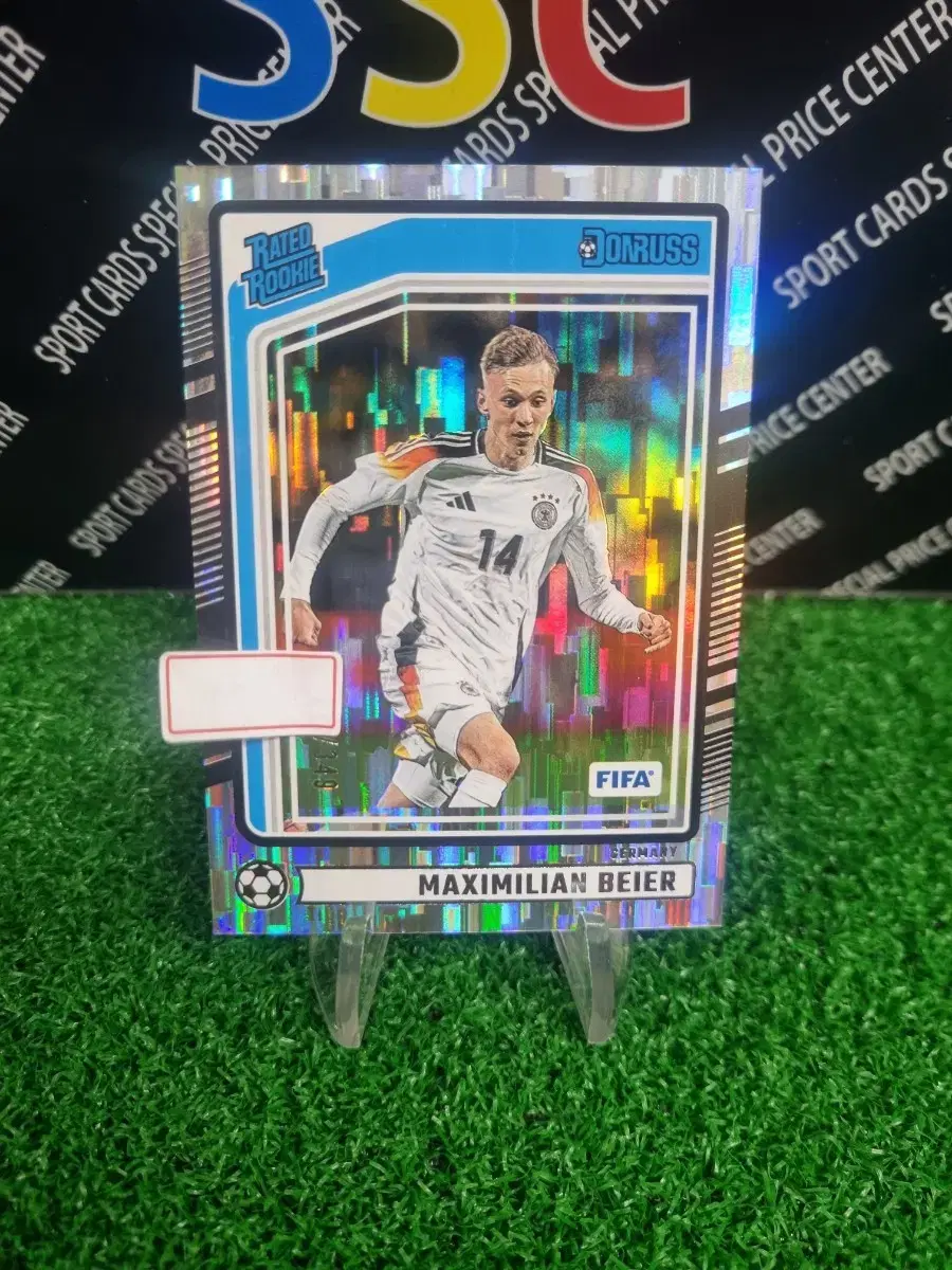 24-25 Panini Donuts 349 Limited Dortmund Maximilian Bayer Rookie!!