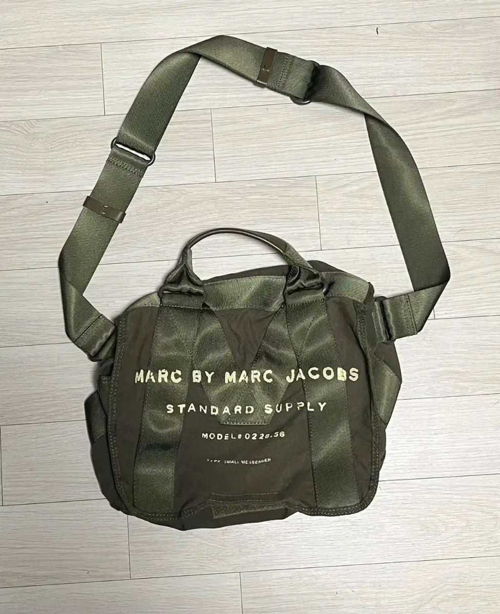 Marc jacobs 마크제이콥스 스몰메신저백