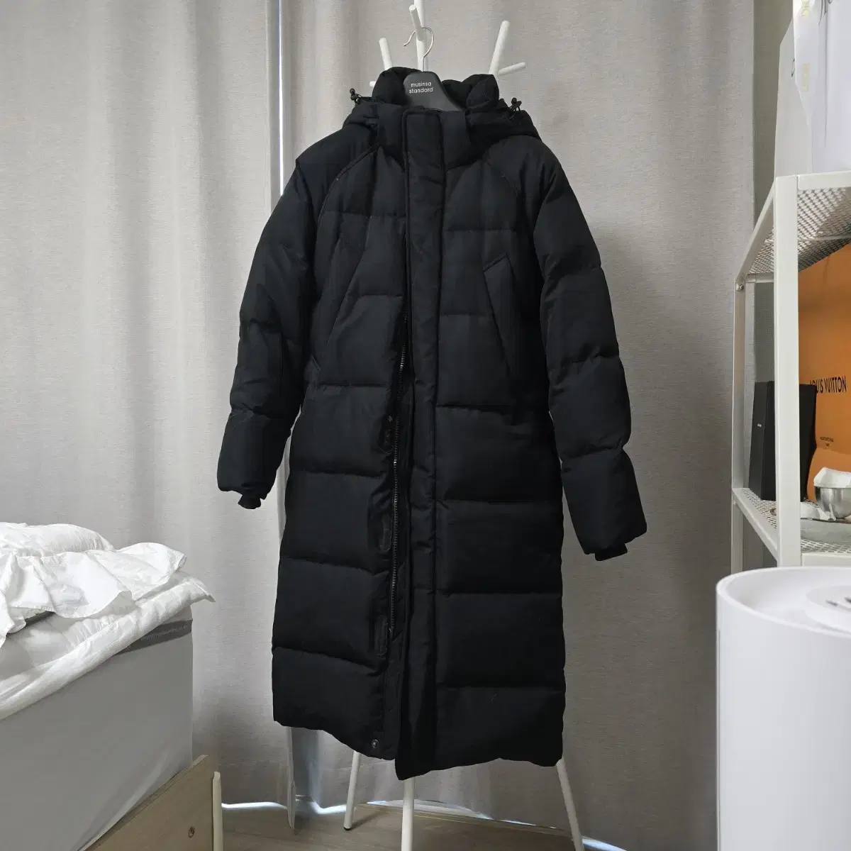 [Unisex][M] SPAO Duck Down Long Padded Jacket, Black