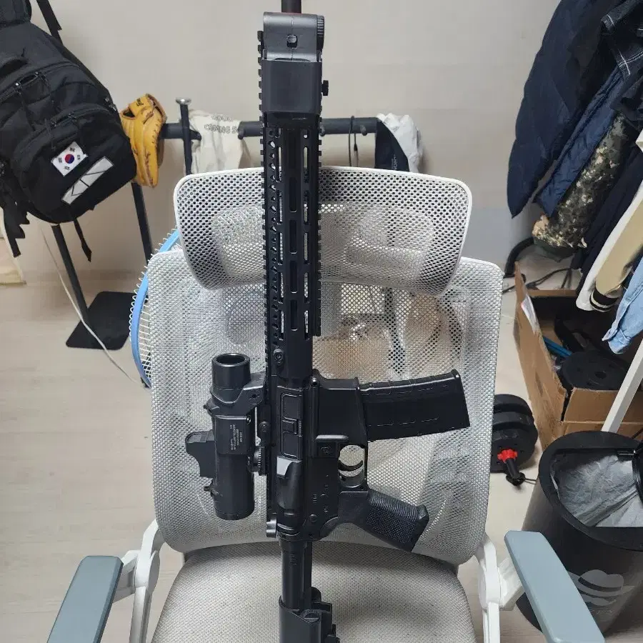 아카데미 ar15전동건 팝니다