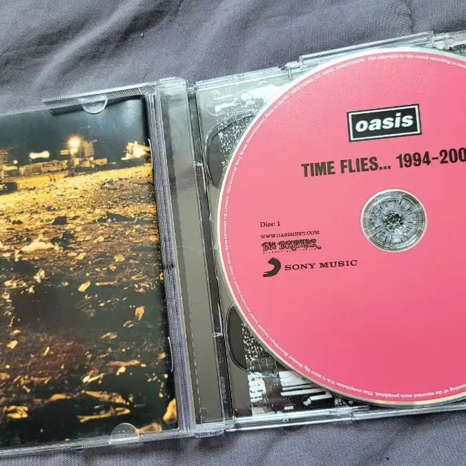 오아시스 컴필레이션 앨범 2cd time flies 1994-2009