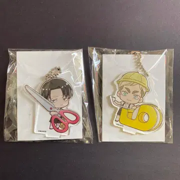 진격의 거인 아크릴 키링 리바이 엘빈