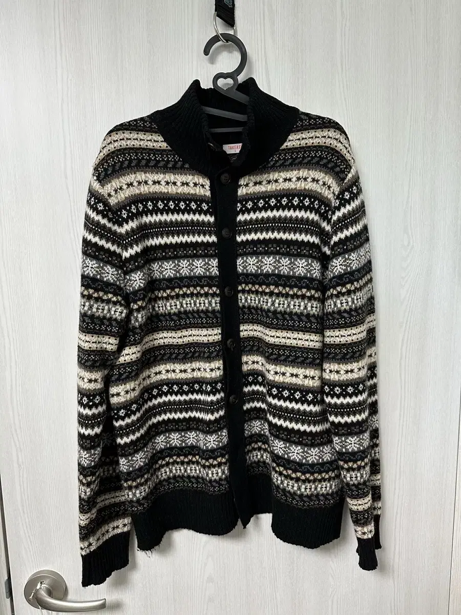 Take-ease High-Neck Ethnic Cardigan (Black)