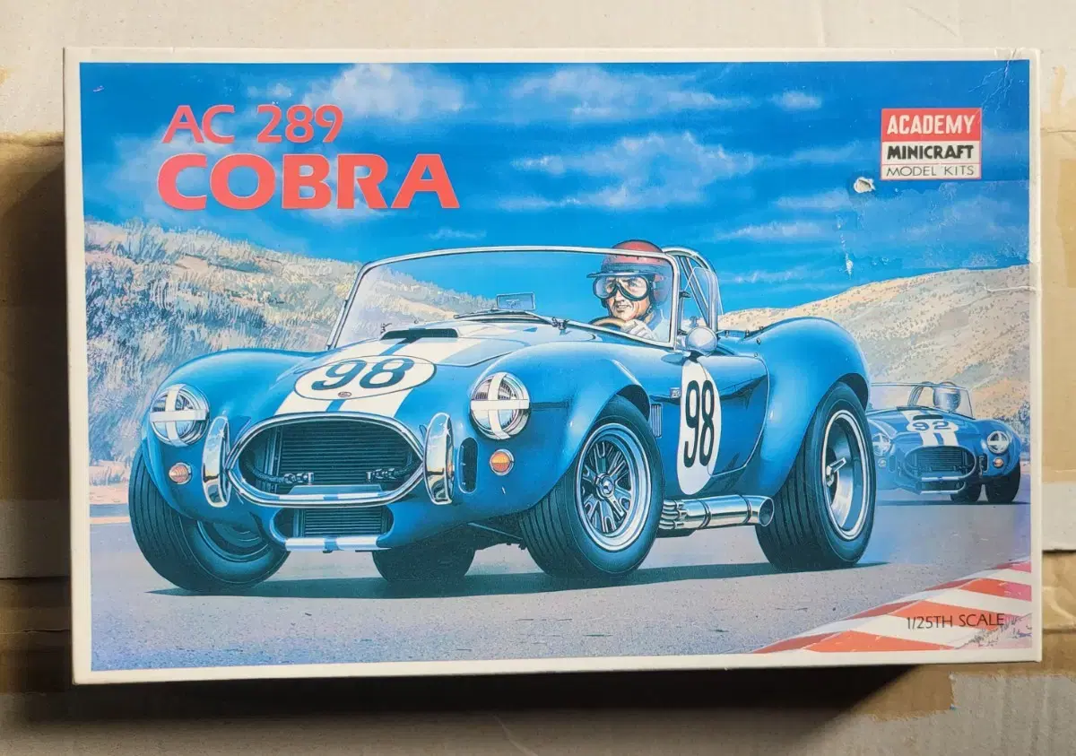 아카데미과학 1/25 AC 289 COBRA 코브라 고전 프라모델 새제품