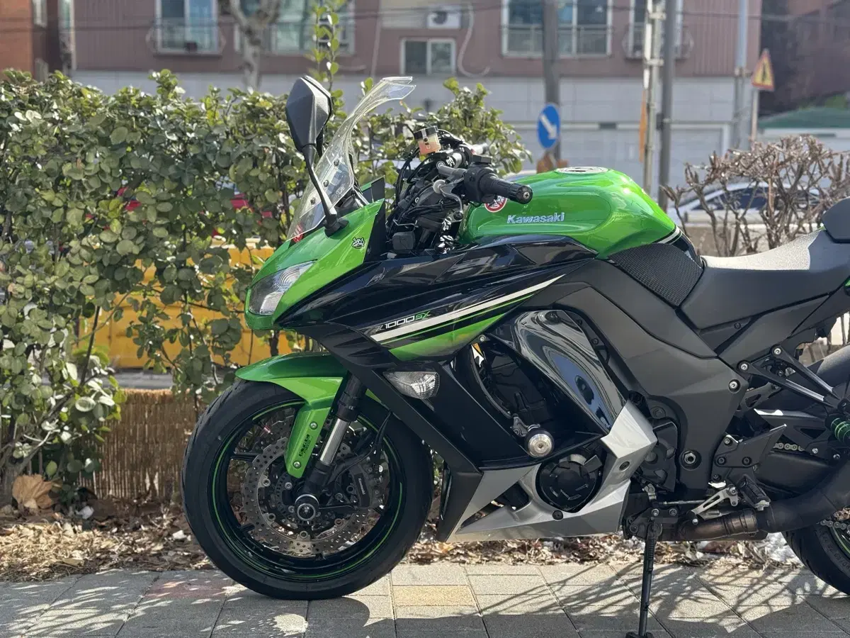 가와사키 Z1000sx 16년식 짧은키로수 최고상태