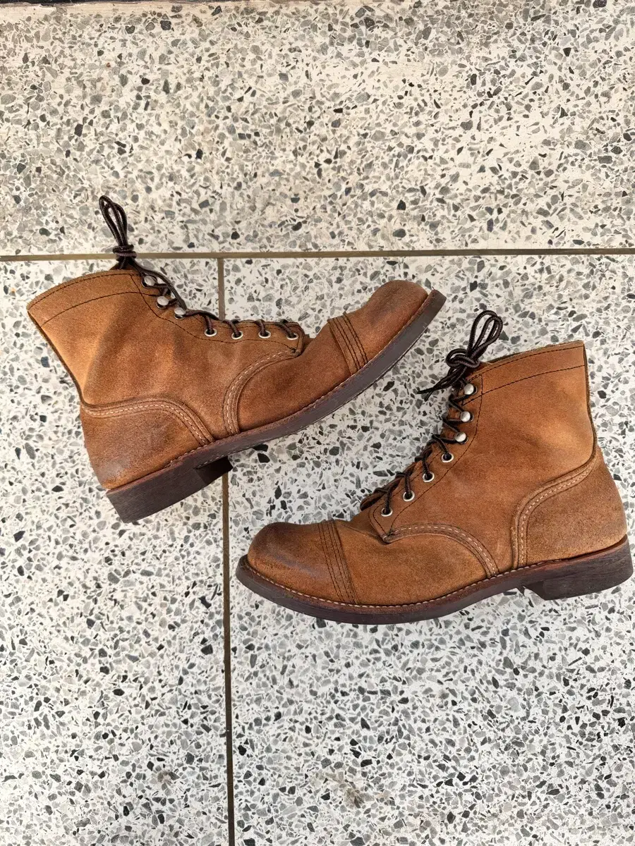 Red Wing 8083 Hawthorne Muleskinner Condition Super S-Class Special Sale