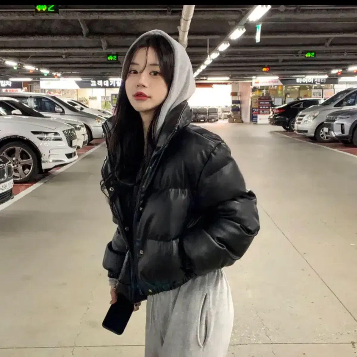 [데이로제 MADE] 블라디 레더 크롭 패딩