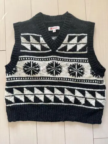 MASU / TWINKLE COWICHAN VEST