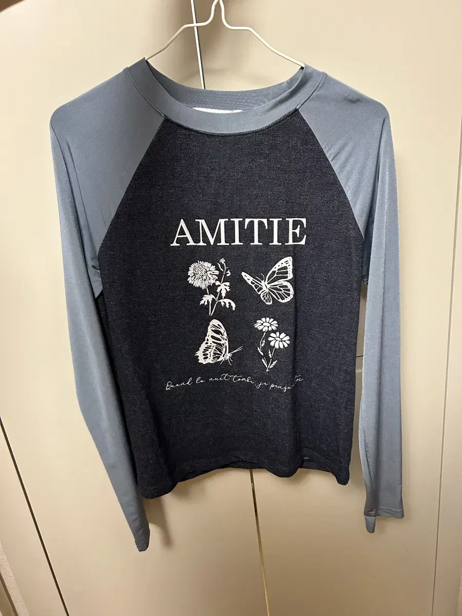 amitie 긴팔 티셔츠 판매