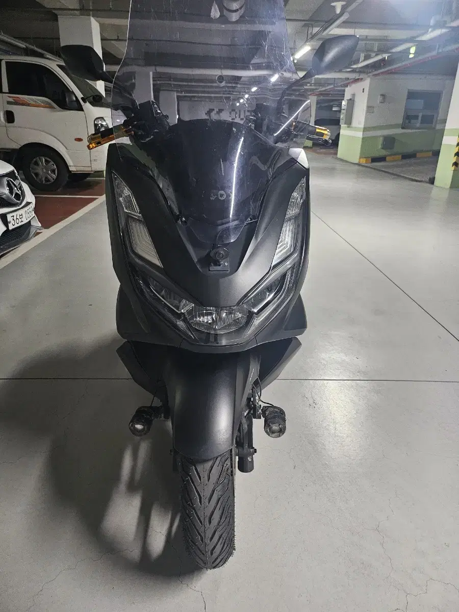 pcx125 21년식팔아봅니다