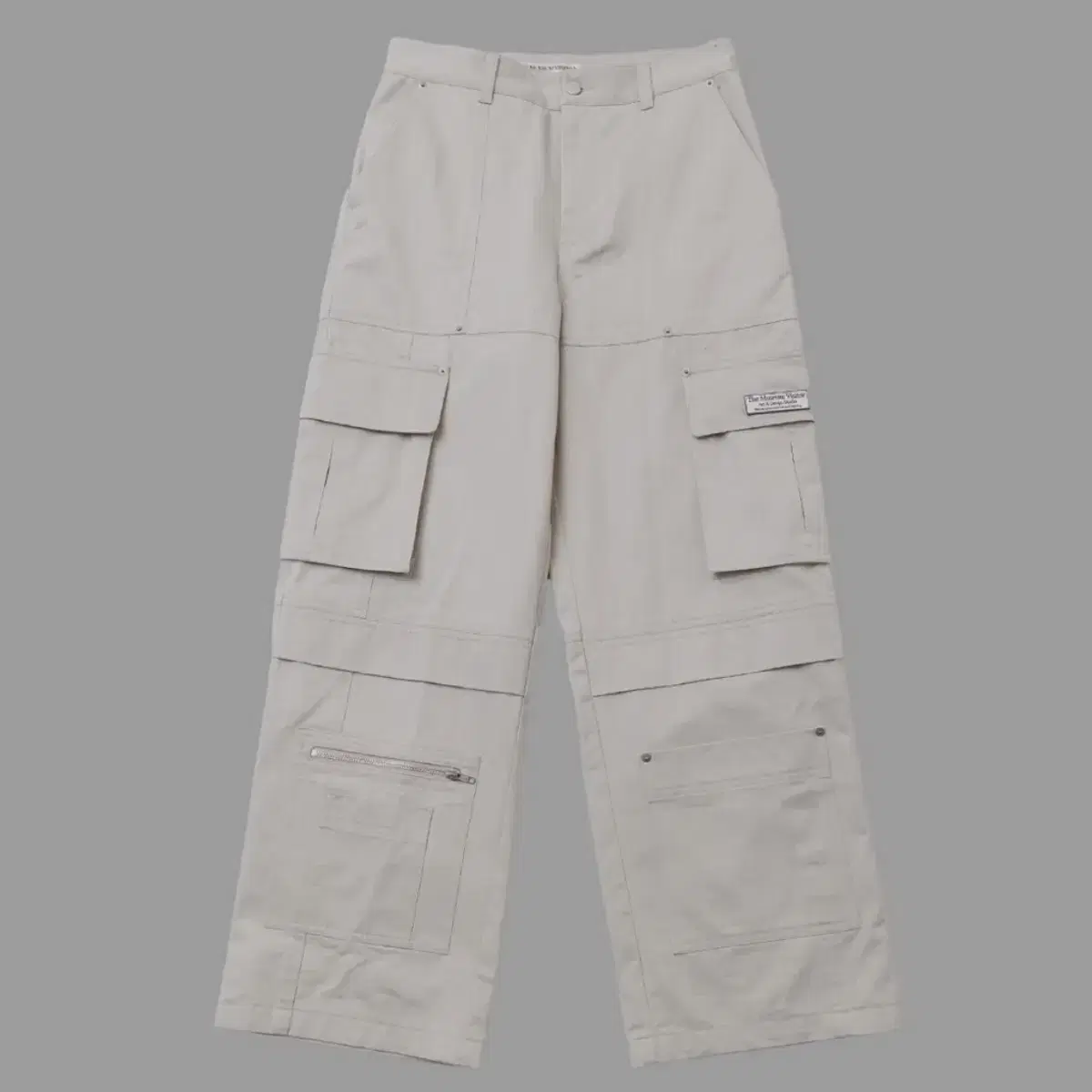 더뮤지엄비지터 카고바지 METAL LOGO CARGO PANTS