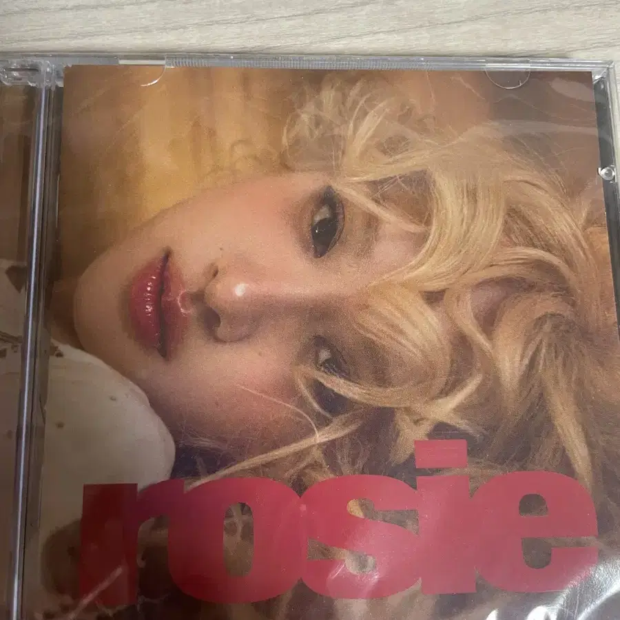 로제 로지 rosie앨범 cd 쥬얼 케이스 버전 미개봉