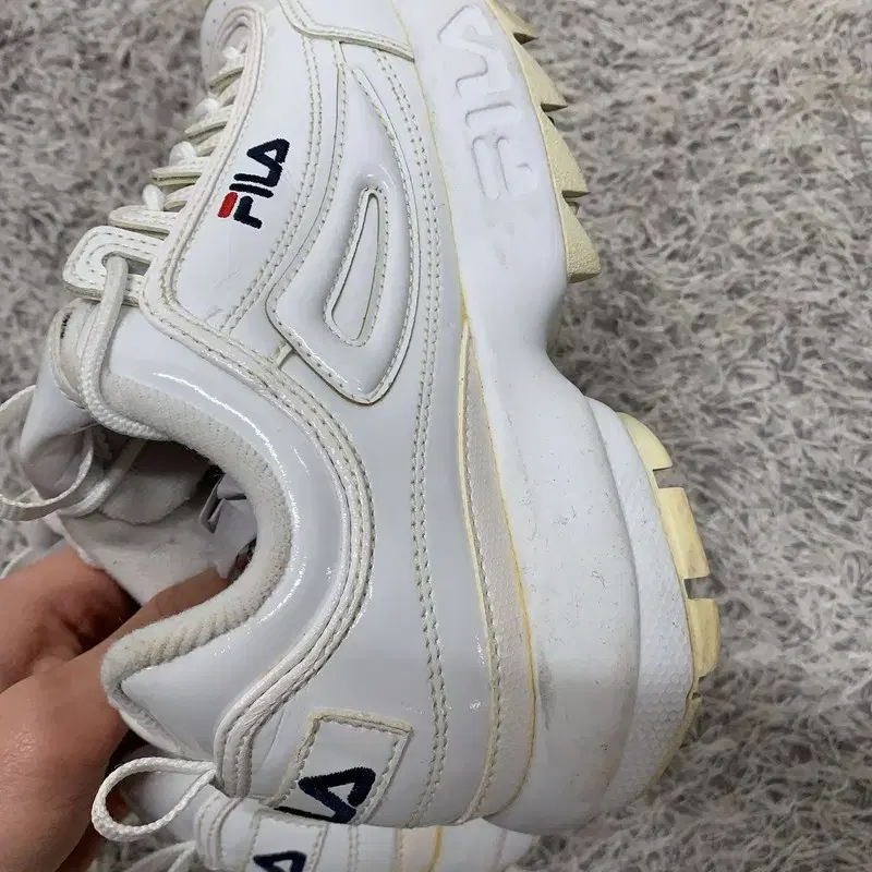 필라 FILA 화이트 어글리슈즈 운동화 신발 240 G02496