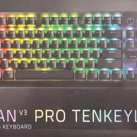 레이저 헌츠맨 V3 PRO tkl 팝니다