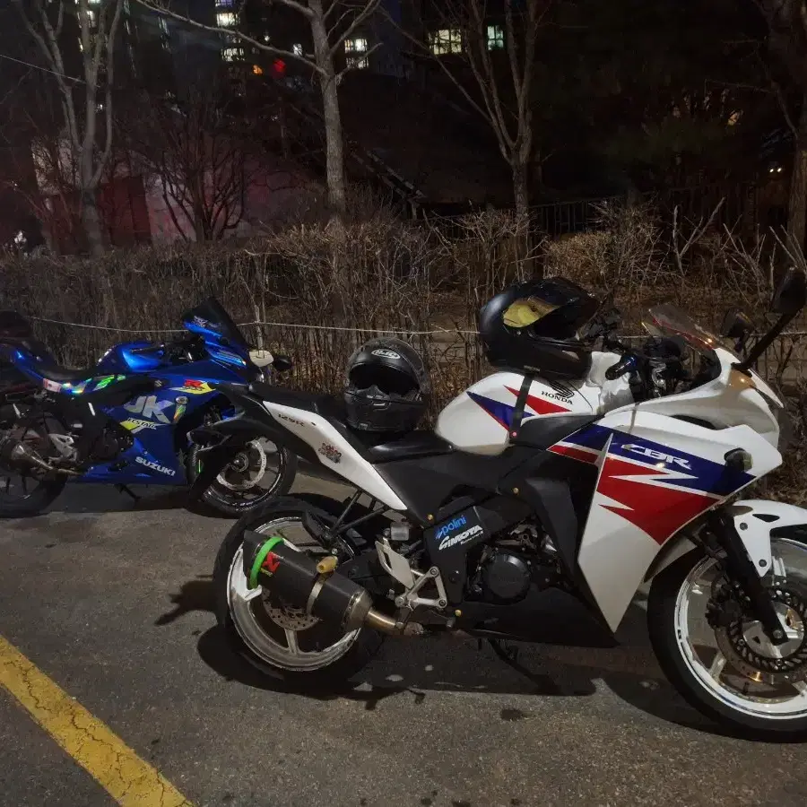 스즈키 gsx-r125 19년식 판매합니다