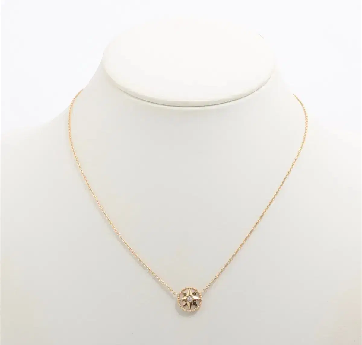 Dior Rose de Bang Natural Diamond Mother-of-pearl 18K Yellow Gold Necklace