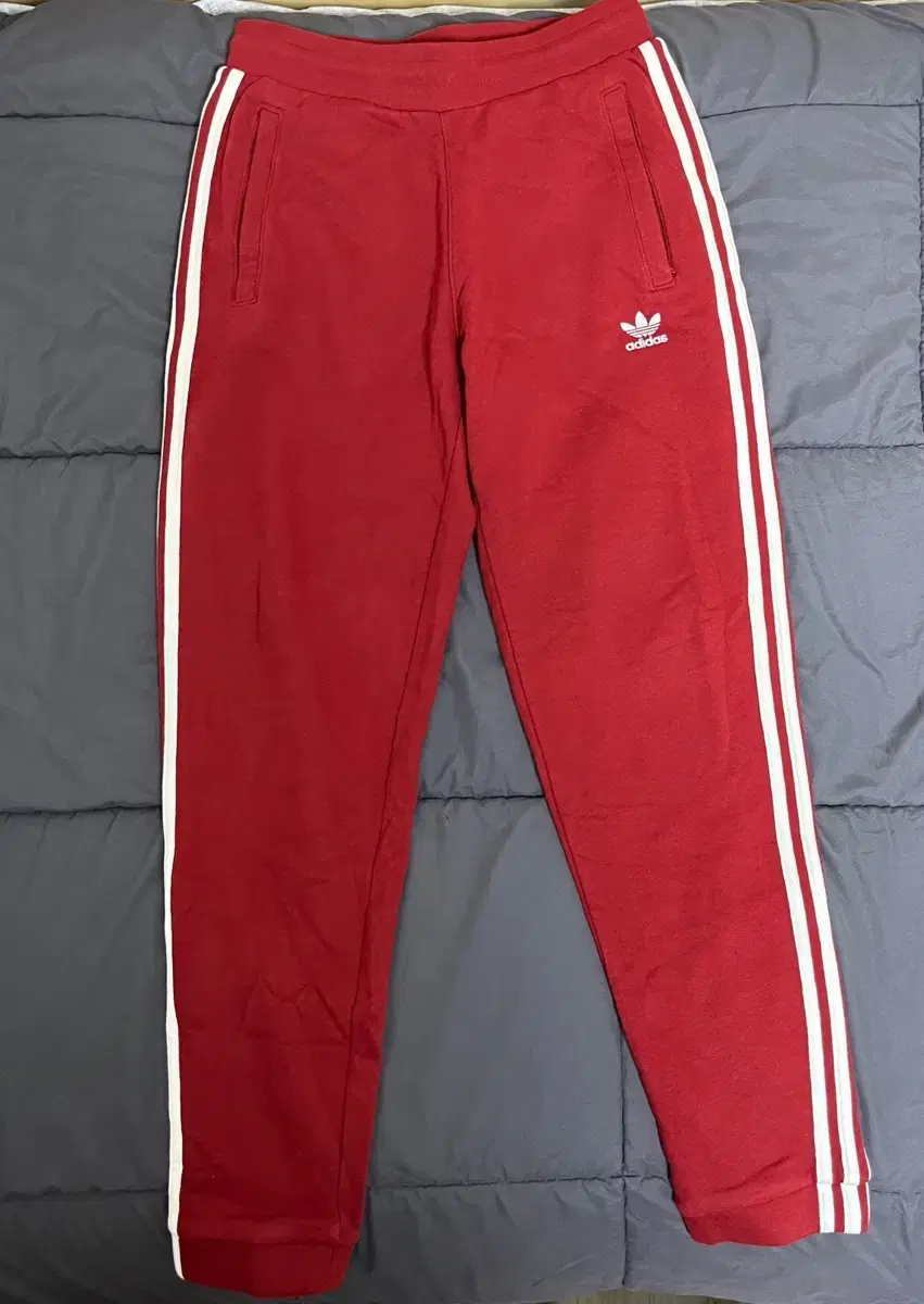 [S]Adidas 3-Stripes Jogger Pants Red